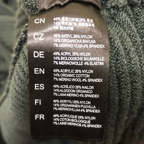 SOLD Kuhl Solace Sweater Size Large Dark Green Ribbed Turtleneck Pullover - Picture 13 of 14